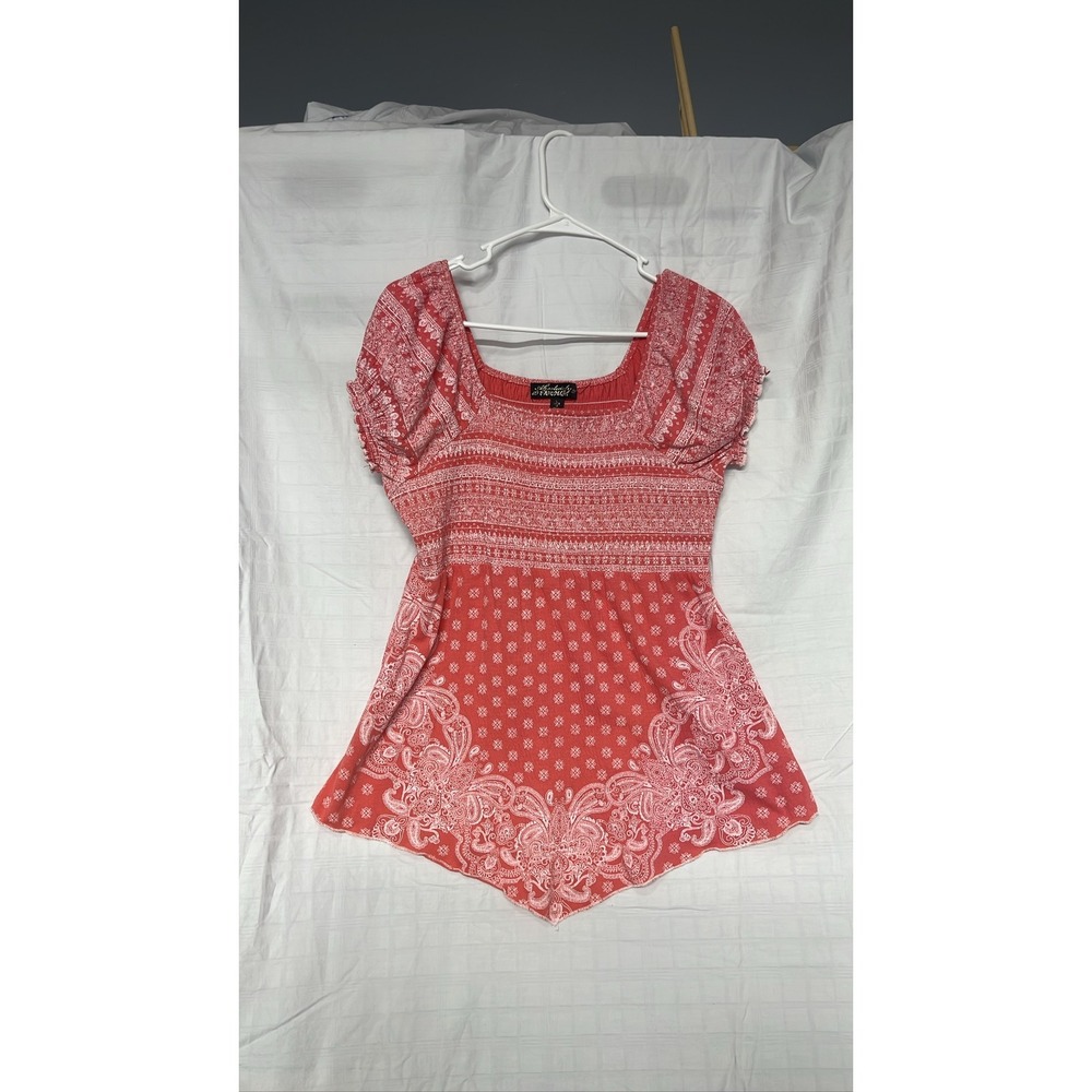 Absolutely Famous Sz L coral pink bandana shirt